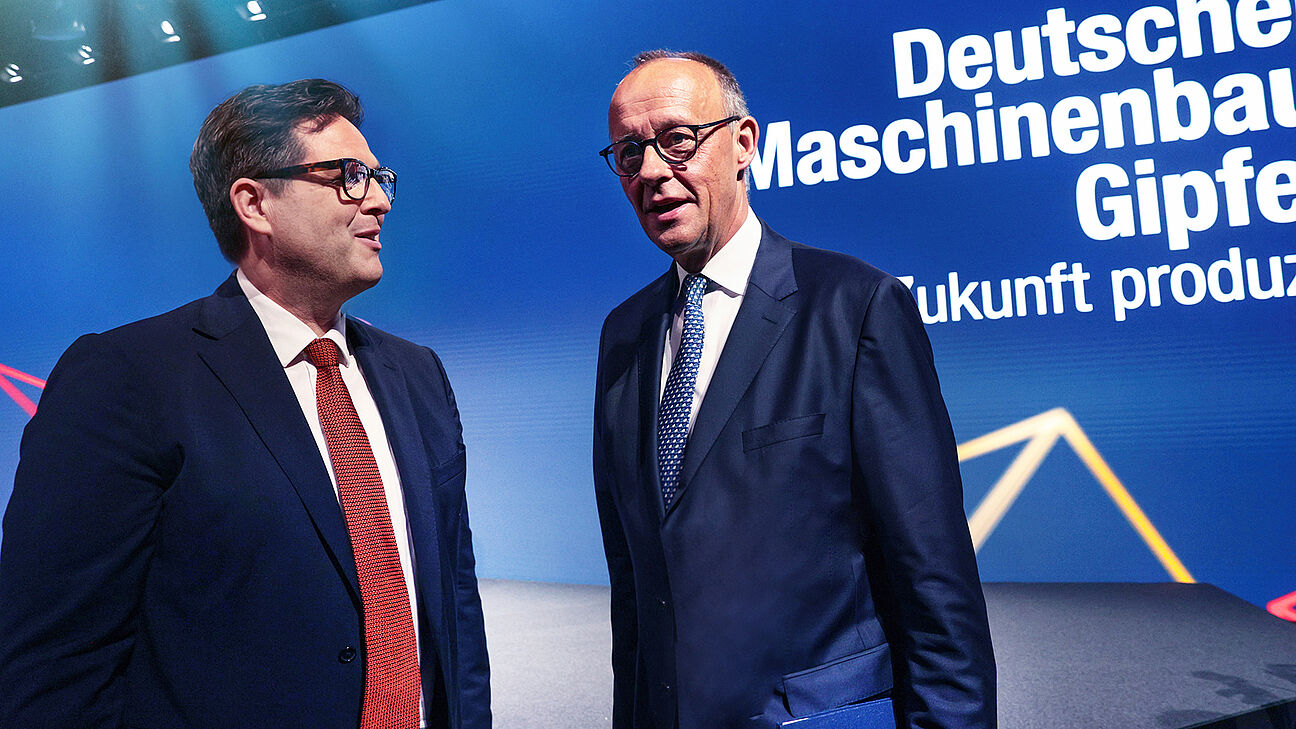 Foto vom Deutschen Maschinenbau-Gipfel 2025 - Merz und Kawlath