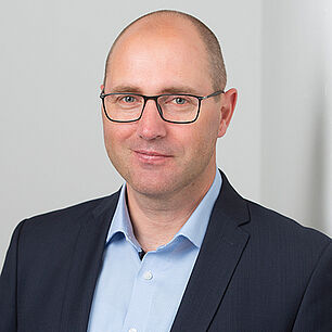 Portraitbild von Nico Michels - Sprecher auf dem Deutschen Maschinenbau-Gipfel 2025